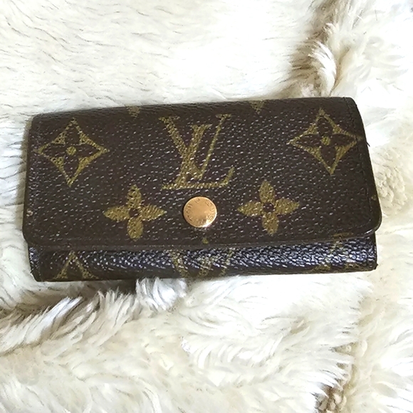 LOUIS VUITTON VINTAGE AUTHENTIC MONOGRAM KEY HOLDER EXCELLENT CONDITION. - Picture 2 of 16